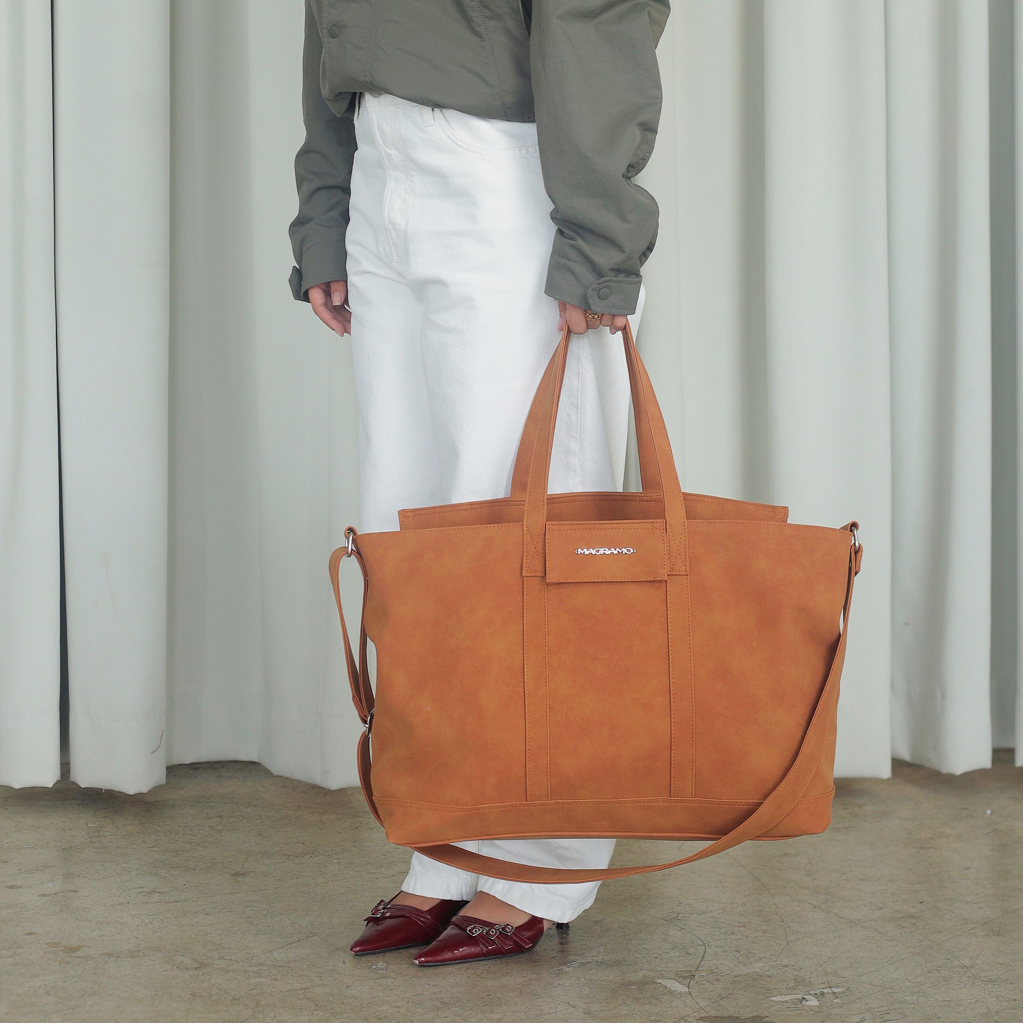 Nomad Tote - Washed Tan