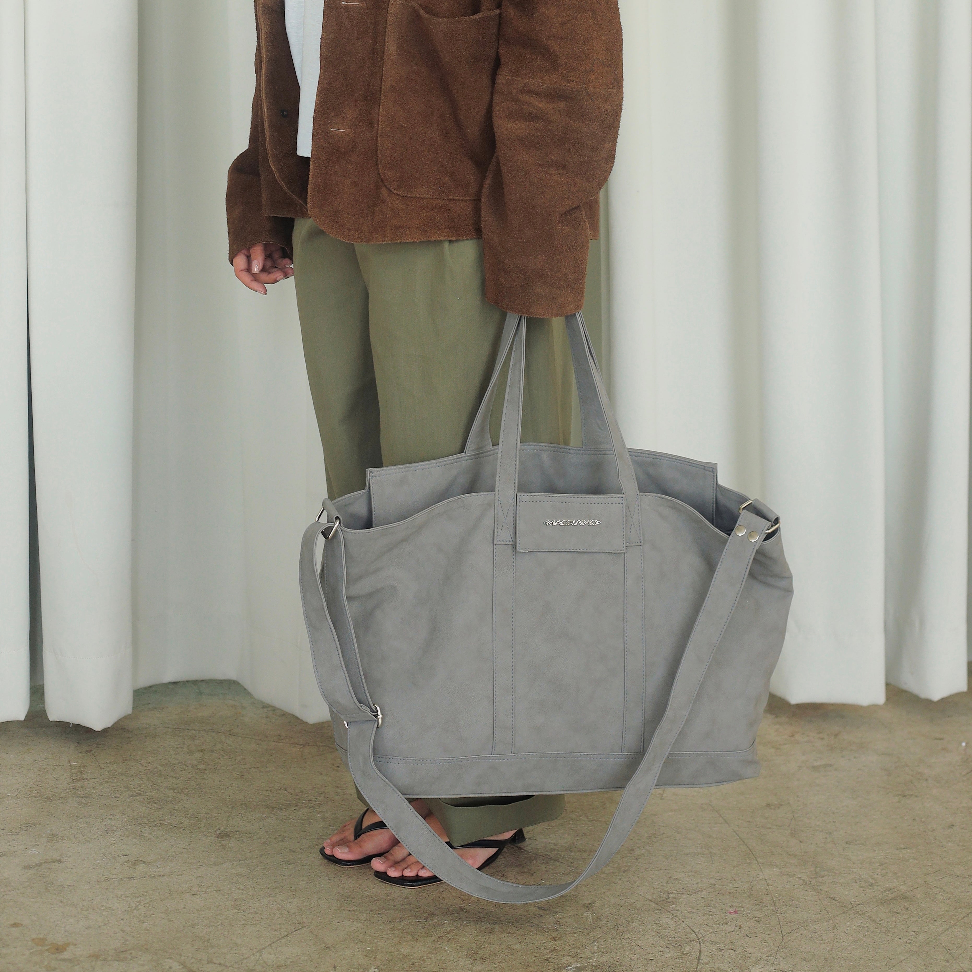 Nomad Tote - Poland Gray